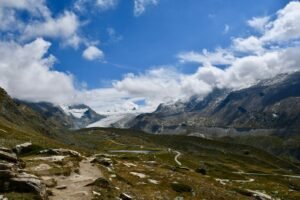 Rast mit Blick auf Gletscher